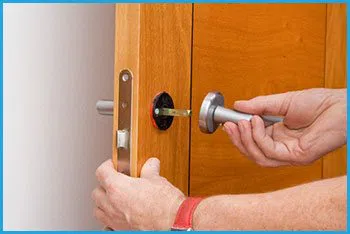 Lock Locksmith Services Des Moines, IA 515-329-0008 Lock Locksmith Services Des Moines, IA 515-329-0008 - 12-changing-locks